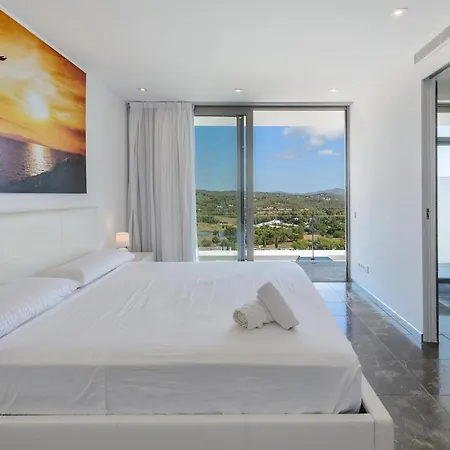 Luxury Minimal - Golf Course View