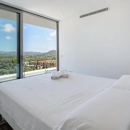 Luxury Minimal - Golf Course View * Santa Eularia des Riu