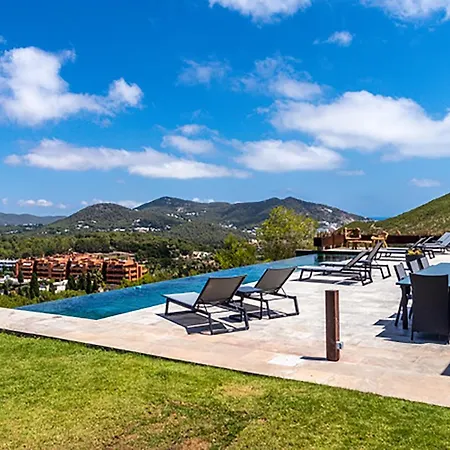 Luxury Minimal - Golf Course View * Santa Eularia des Riu