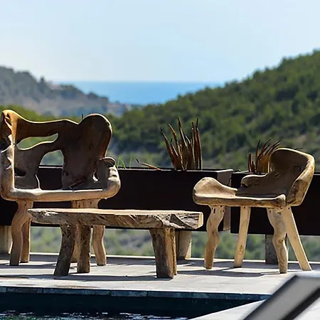 Luxury Minimal - Golf Course View *